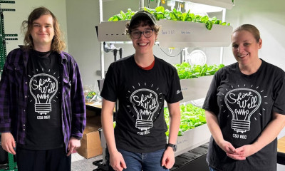  Cleveland State University community collaborating using hydroponics